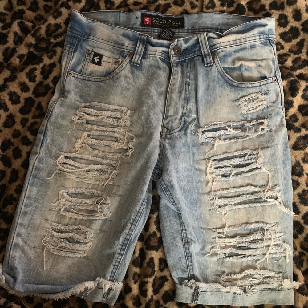 NEW! Mens Cuffed Leg Distressed Denim Shorts Sz 30